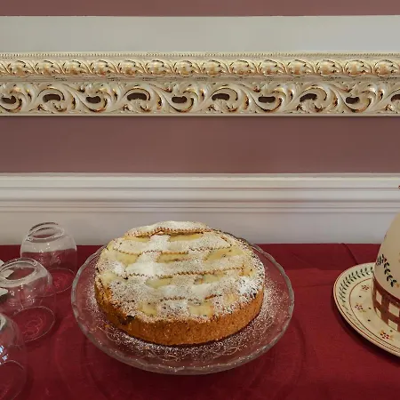 ファームステイ La Volpe E La Stella By Podere Carriero モンテスカリオーゾ